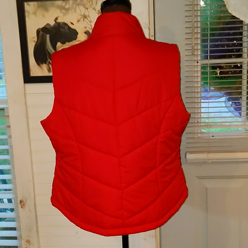 Aeropostale Red & Navy Puffer Vest with Front Zip - Picture 4 of 8